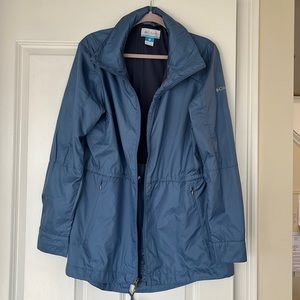 Columbia Women’s Windbreaker in Blue Dusk